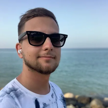 Артем Федоров
